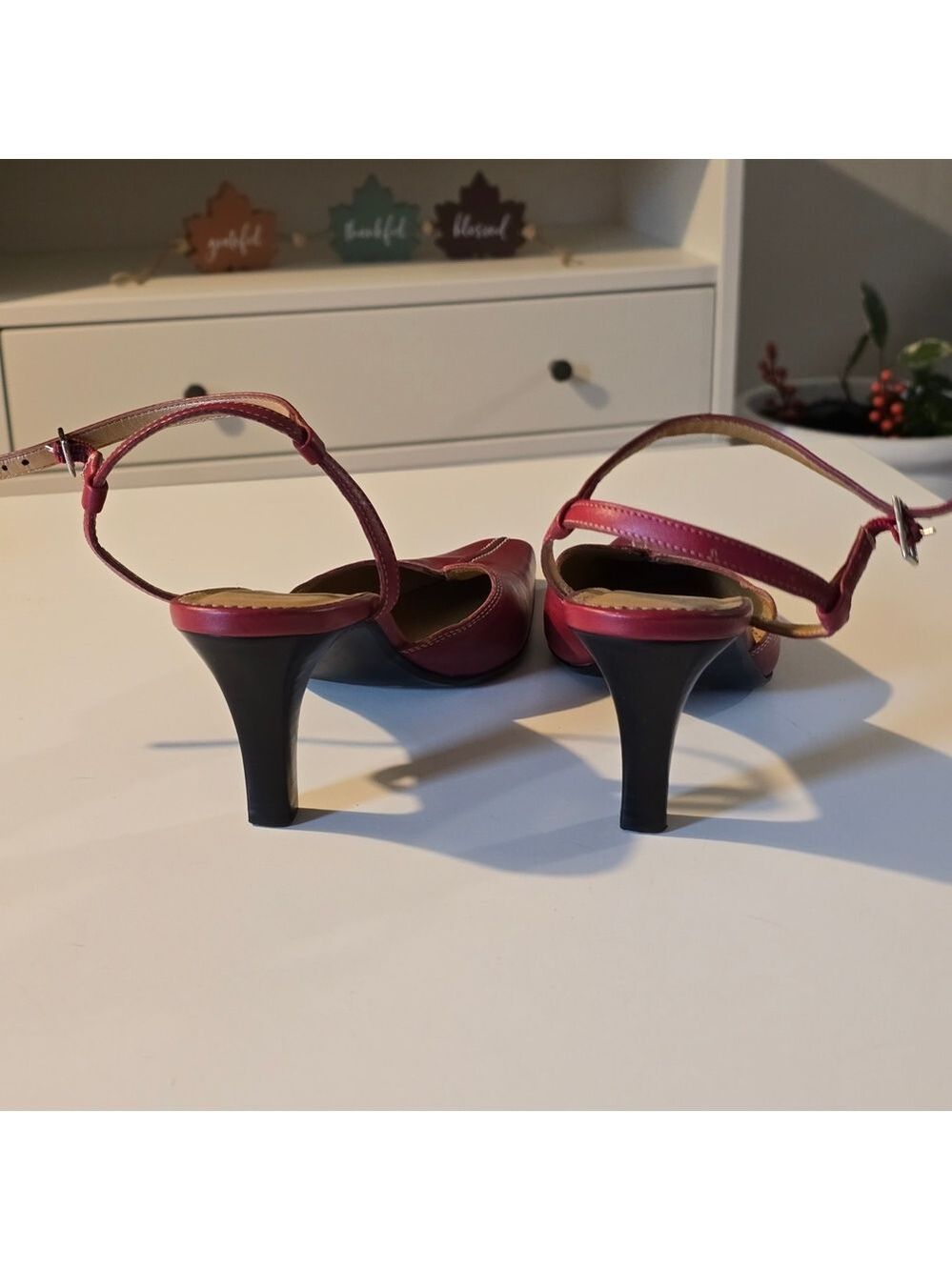 Vintage Gianni Fermani Elegant Red Leather Women's Strappy Heels - Picture 4 of 7